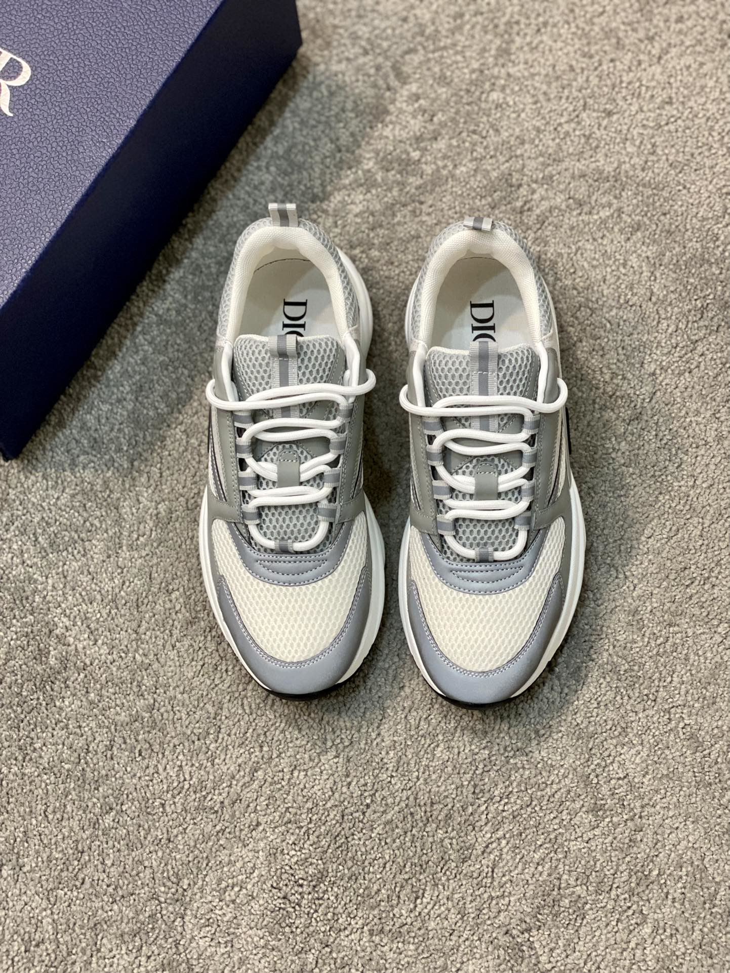 Christian Dior Sneaker